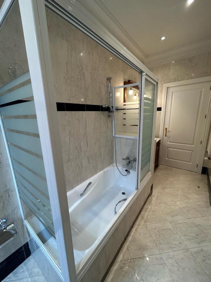 Pdv Rooms Мадрид Екстериор снимка