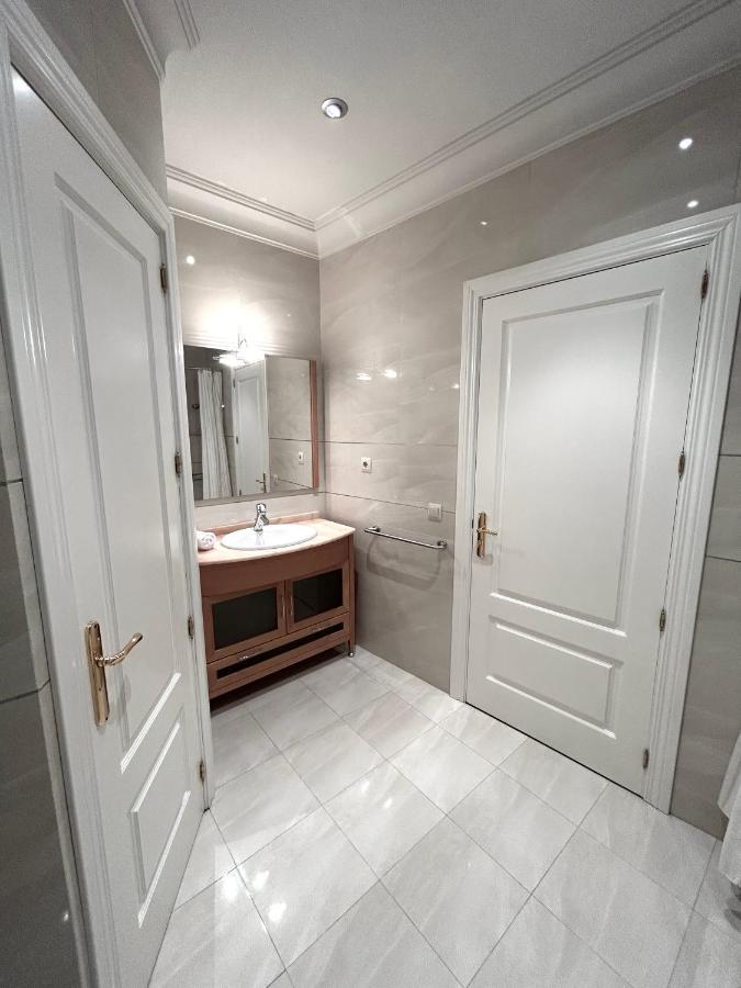 Pdv Rooms Мадрид Екстериор снимка