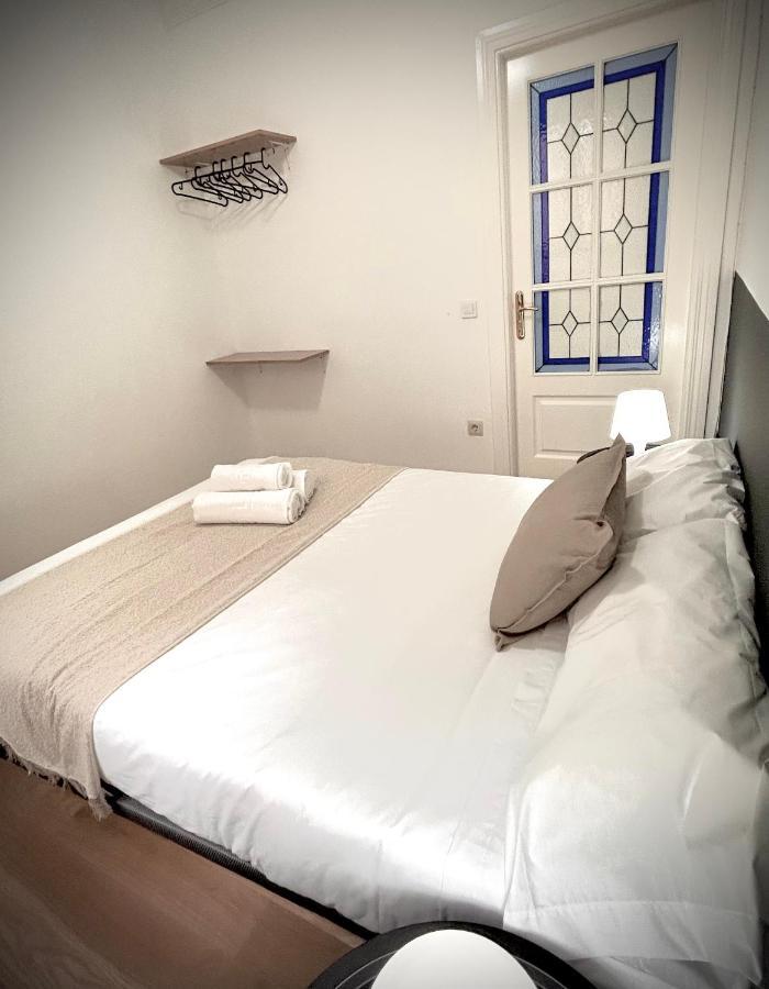 Pdv Rooms Мадрид Екстериор снимка