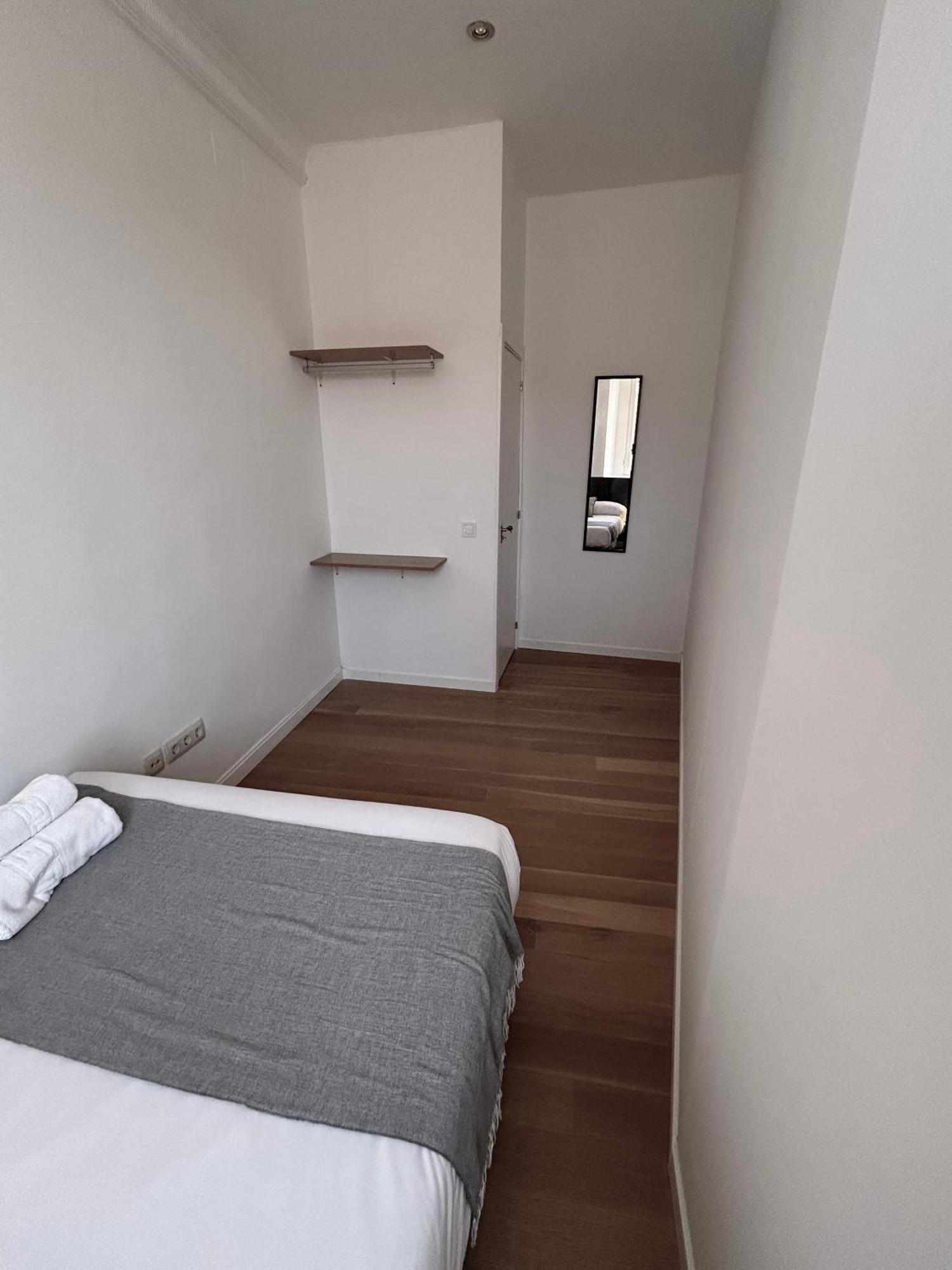 Pdv Rooms Мадрид Екстериор снимка